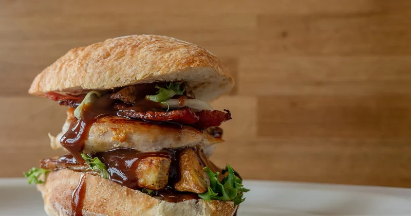 Comment rendre ce burger gourmand (et pas « sain et triste »)