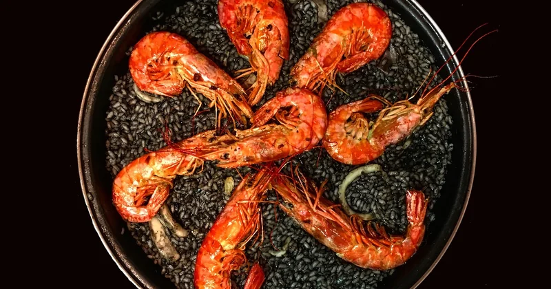La recette, pas à pas : paella aux fruits de mer pour 4 personnes