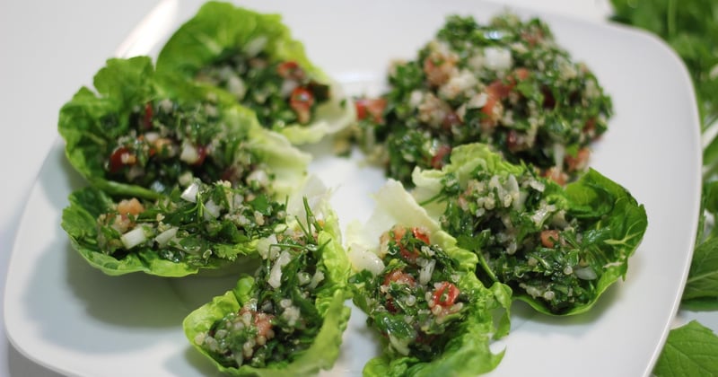 Salade de quinoa vegan protéinée : 15 g de protéines par bol